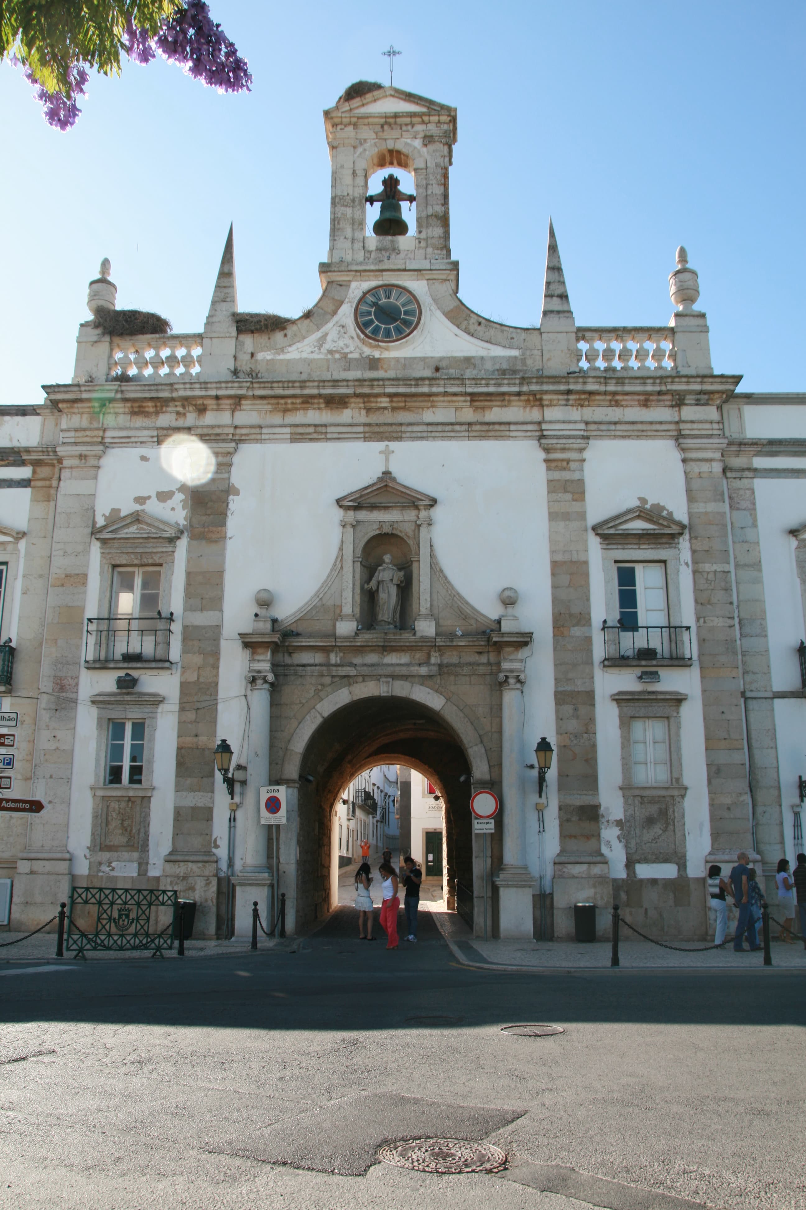Arco da Vila, puerta de mármol de entrada al casco histórico de Faro